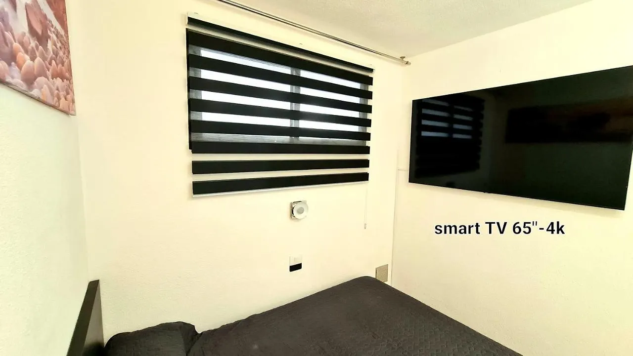 Ocean Breeze Oasis: Deluxe Beachfront Retreat with Stunning Views Playa Del Cura  Apartment Playa Del Cura (Gran Canaria)