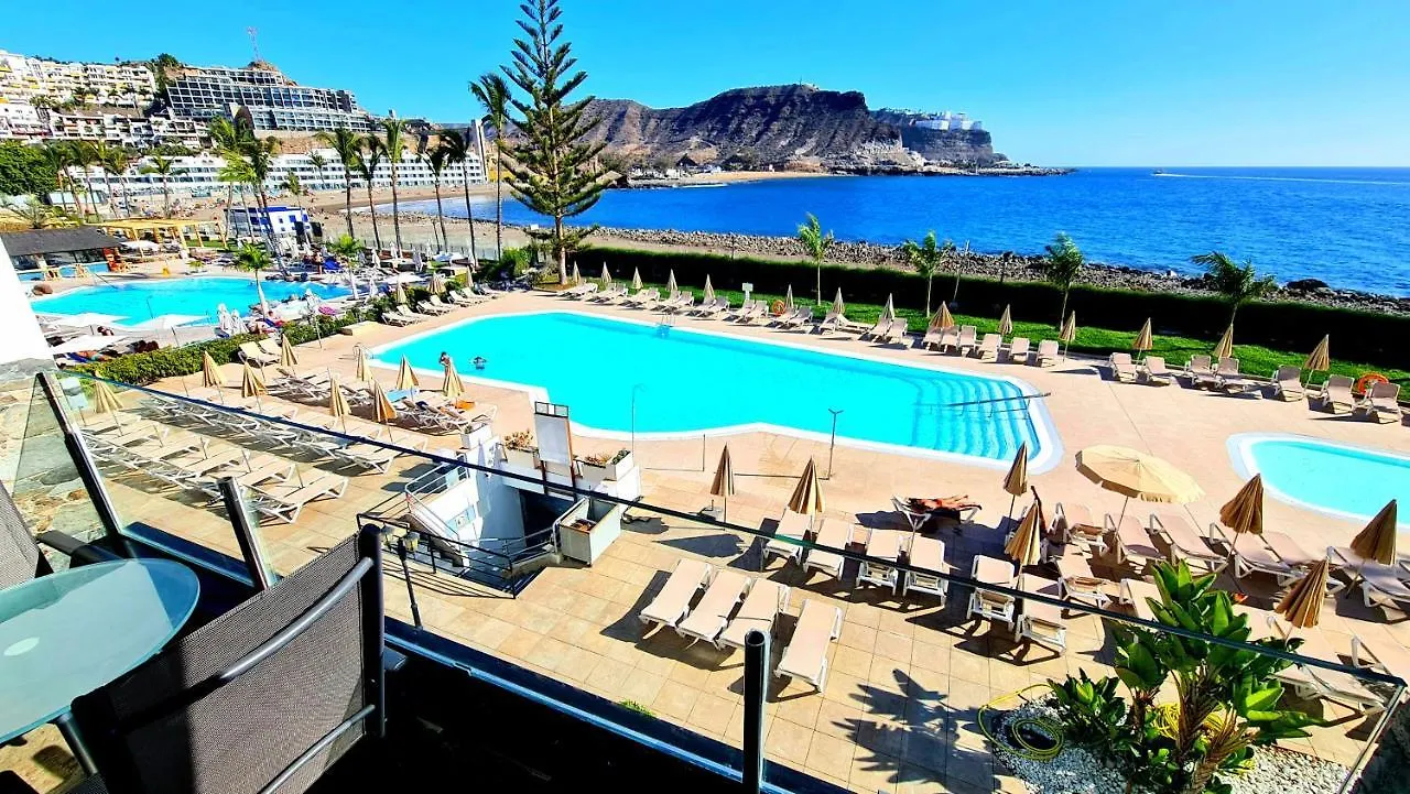Oceanfront Deluxe-45M, 2 Big Pools,2Aircondition, 2Tv-65