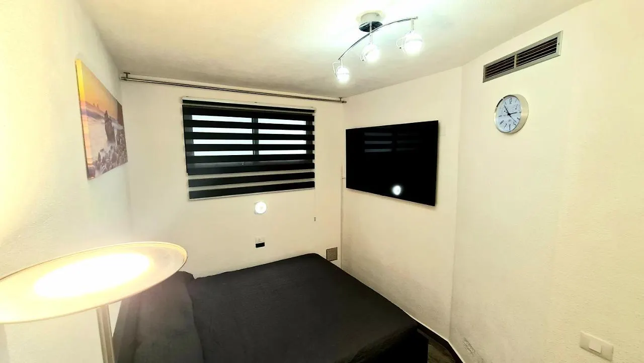 Oceanfront Deluxe-45M, 2 Big Pools,2Aircondition, 2Tv-65